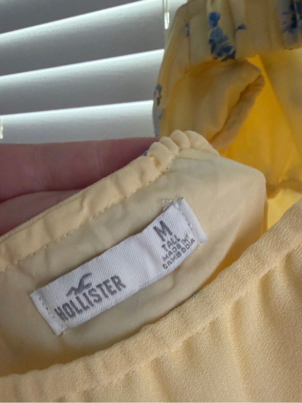 Hollister Yellow Maxi Dress with Blue Floral Print - Picture 3 of 3